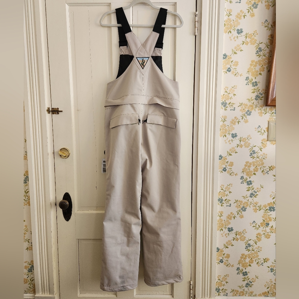 Women's snowboard bibs